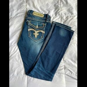 Rock Revival. Saralyn, Easy Skinny.